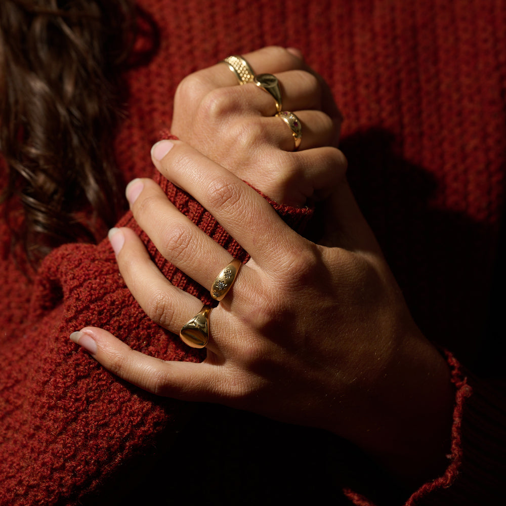 
                      
                        ANTIQUE Three Diamond Star Set Ring | 18k Gold
                      
                    